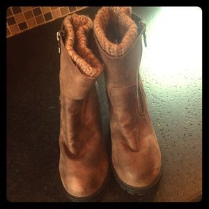 Chunky cute ankle boots